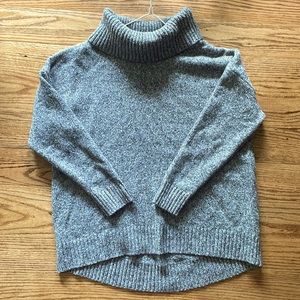 Size Large Old Navy Turtleneck